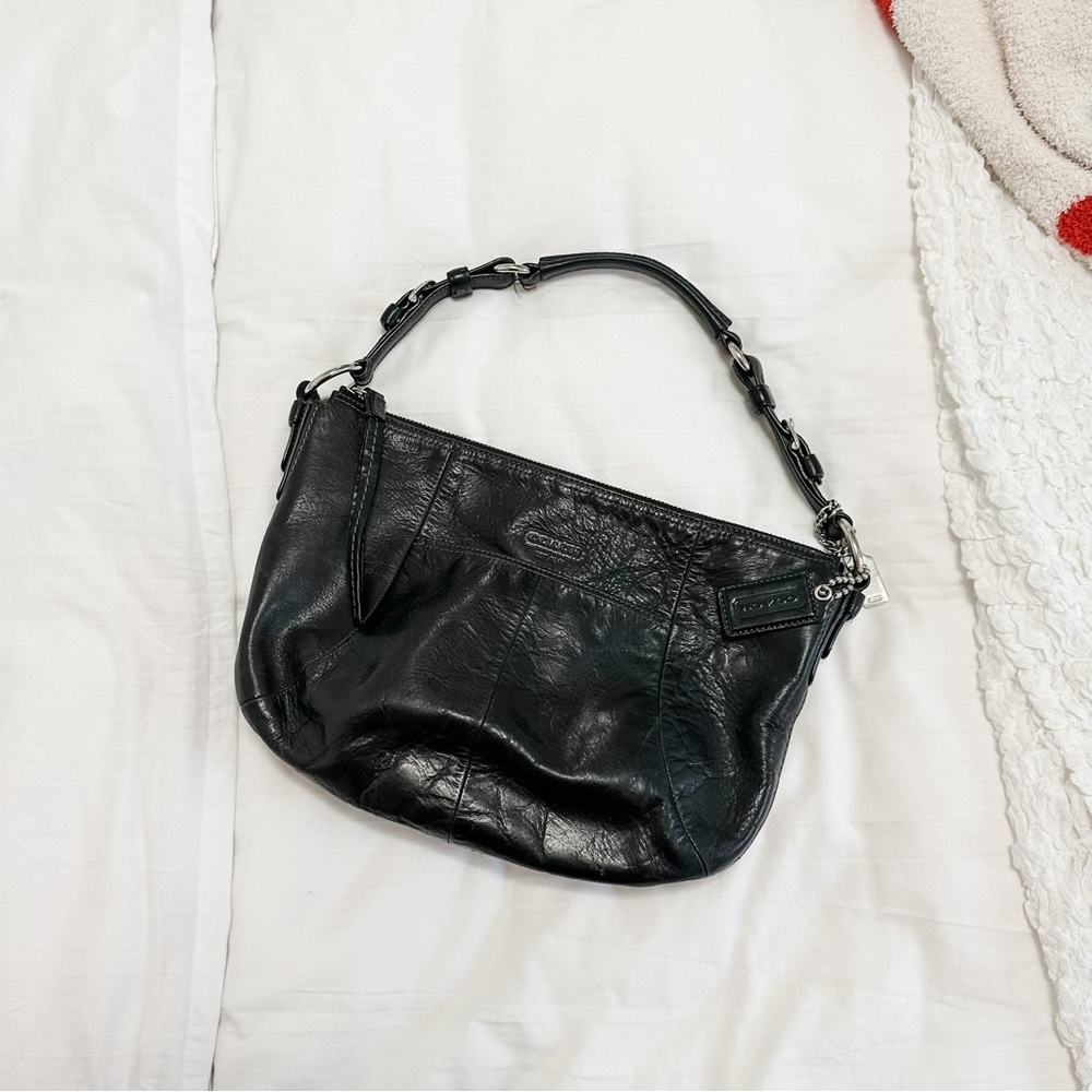 VINTAGE 2000’s COACH PURSE!